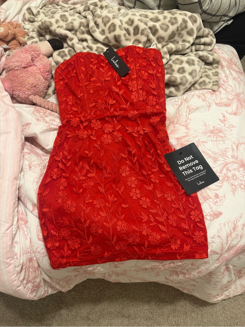 Lulu's Red Strapless Floral Lace Mini/hoco dress
